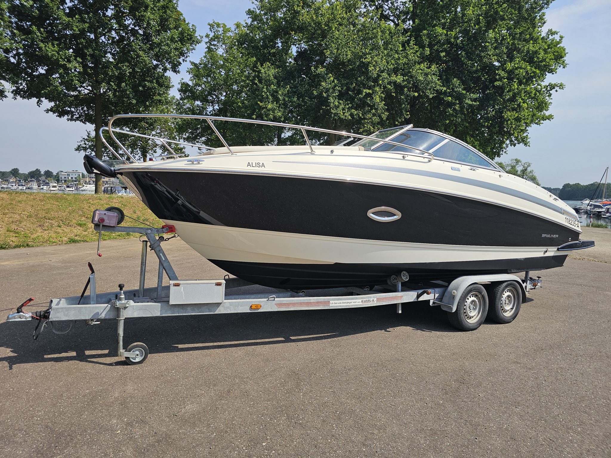 2016 Bayliner 742 Cuddy, dovoz Skladom v EÚ — foto 1 | AMECAR 2016 Bayliner 742 Cuddy, dovoz Skladom v EÚ — foto 1