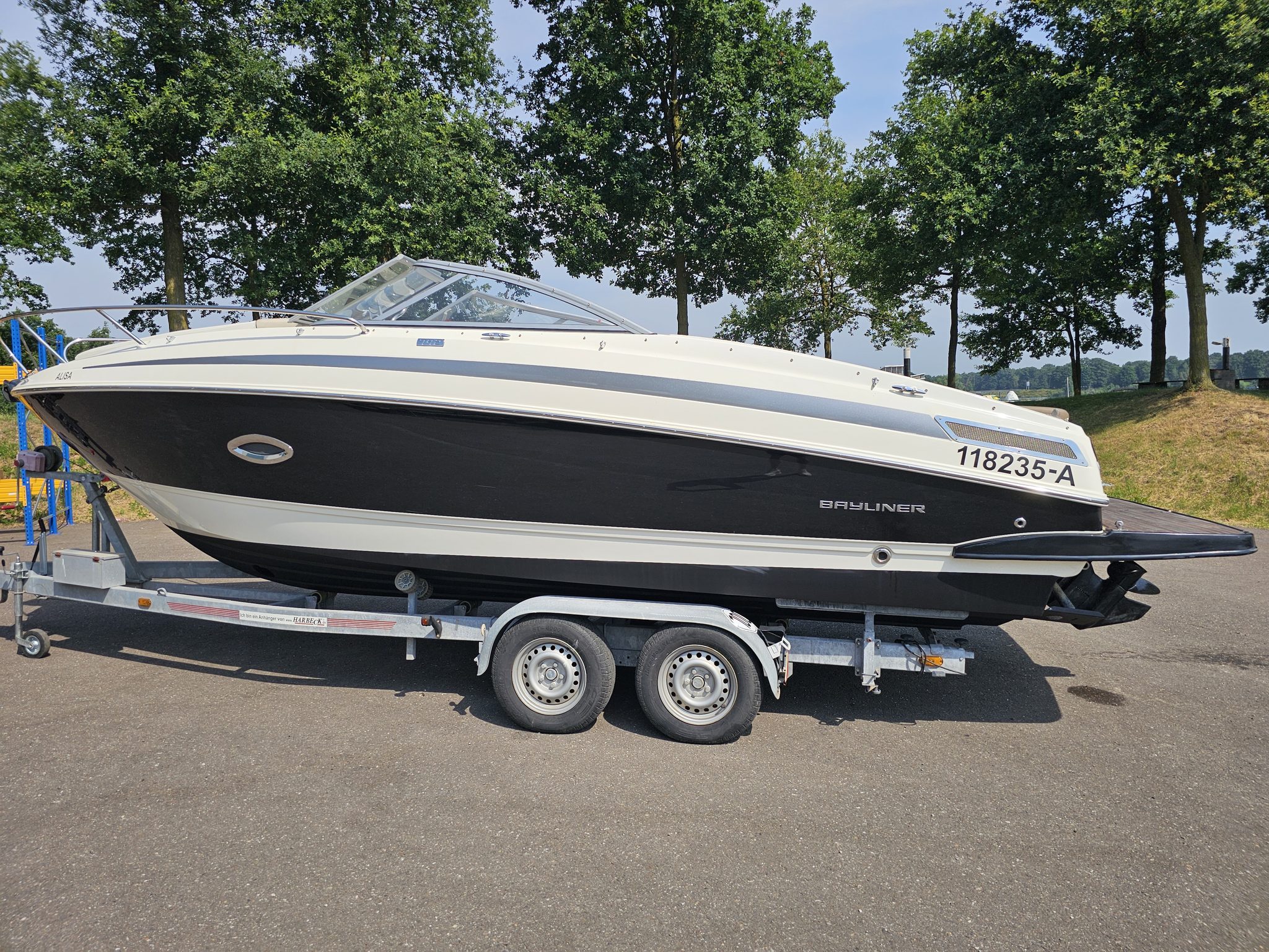 2016 Bayliner 742 Cuddy, dovoz Skladom v EÚ — foto 9 z 14