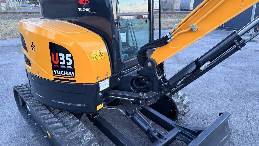 2026 Yuchai U35 Premium, 1 mth, dovoz Skladom v EÚ — foto 5 z 15