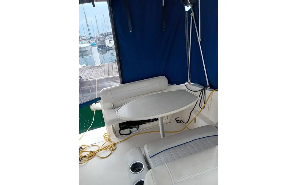 2004 Bayliner, dovoz Skladom v EÚ — foto 11 z 20