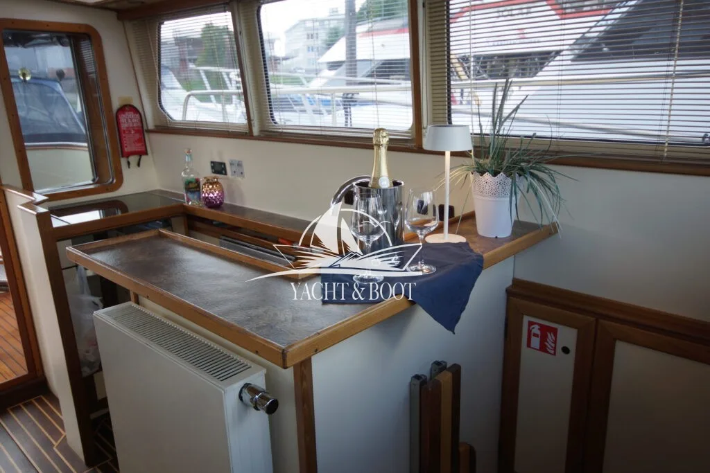 Bruce Roberts 1200 Flybridge, dovoz Skladom v EÚ — foto 14 z 20