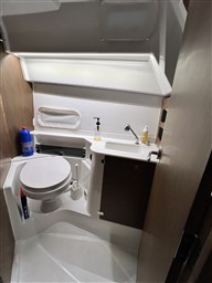 Bénéteau, dovoz Skladom v EÚ — foto 16 z 20
