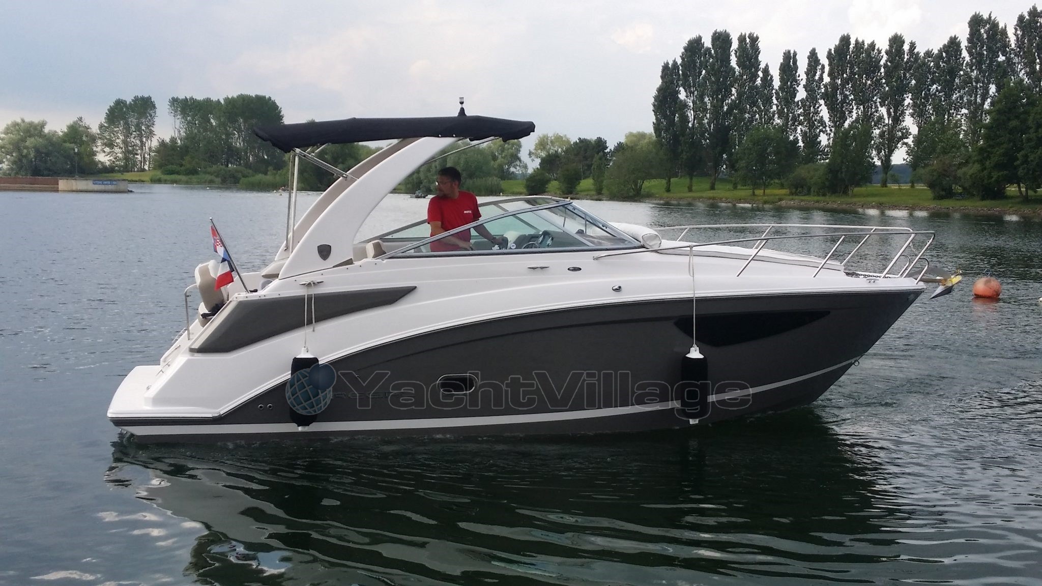 2016 Regal 26 Express, dovoz Skladom v EÚ — foto 1 | AMECAR 2016 Regal 26 Express, dovoz Skladom v EÚ — foto 1