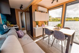 2024 Mobile Houseboat, dovoz Skladom v EÚ — foto 10 z 20