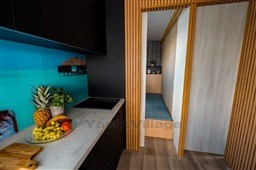 2024 Mobile Houseboat, dovoz Skladom v EÚ — foto 16 z 20