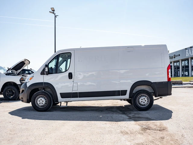 2024 RAM Promaster Tradesman, biela, 105 800 km, dovoz Kanada — foto 4 z 20
