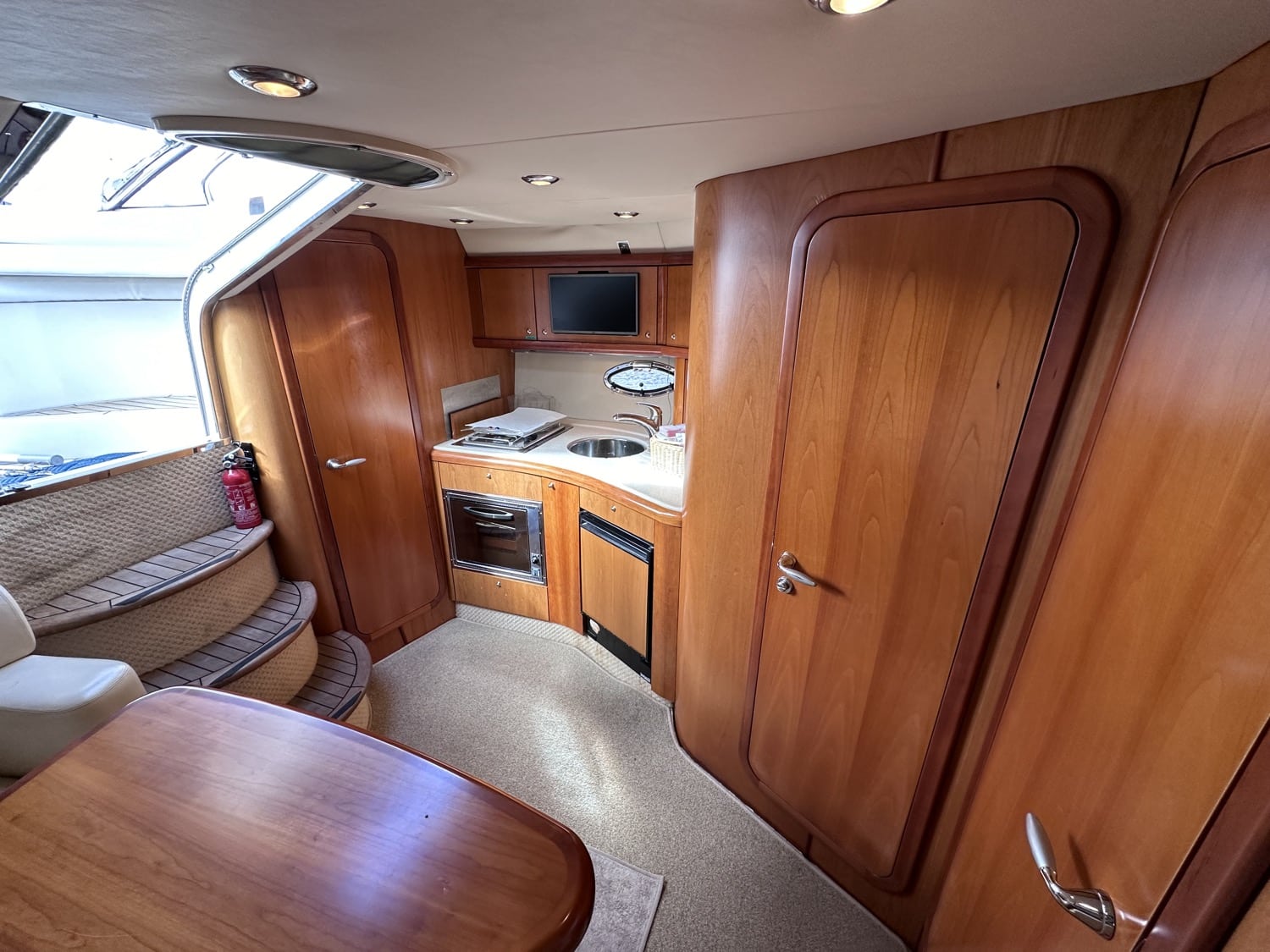 2003 Sunseeker, dovoz Skladom v EÚ — foto 15 z 20