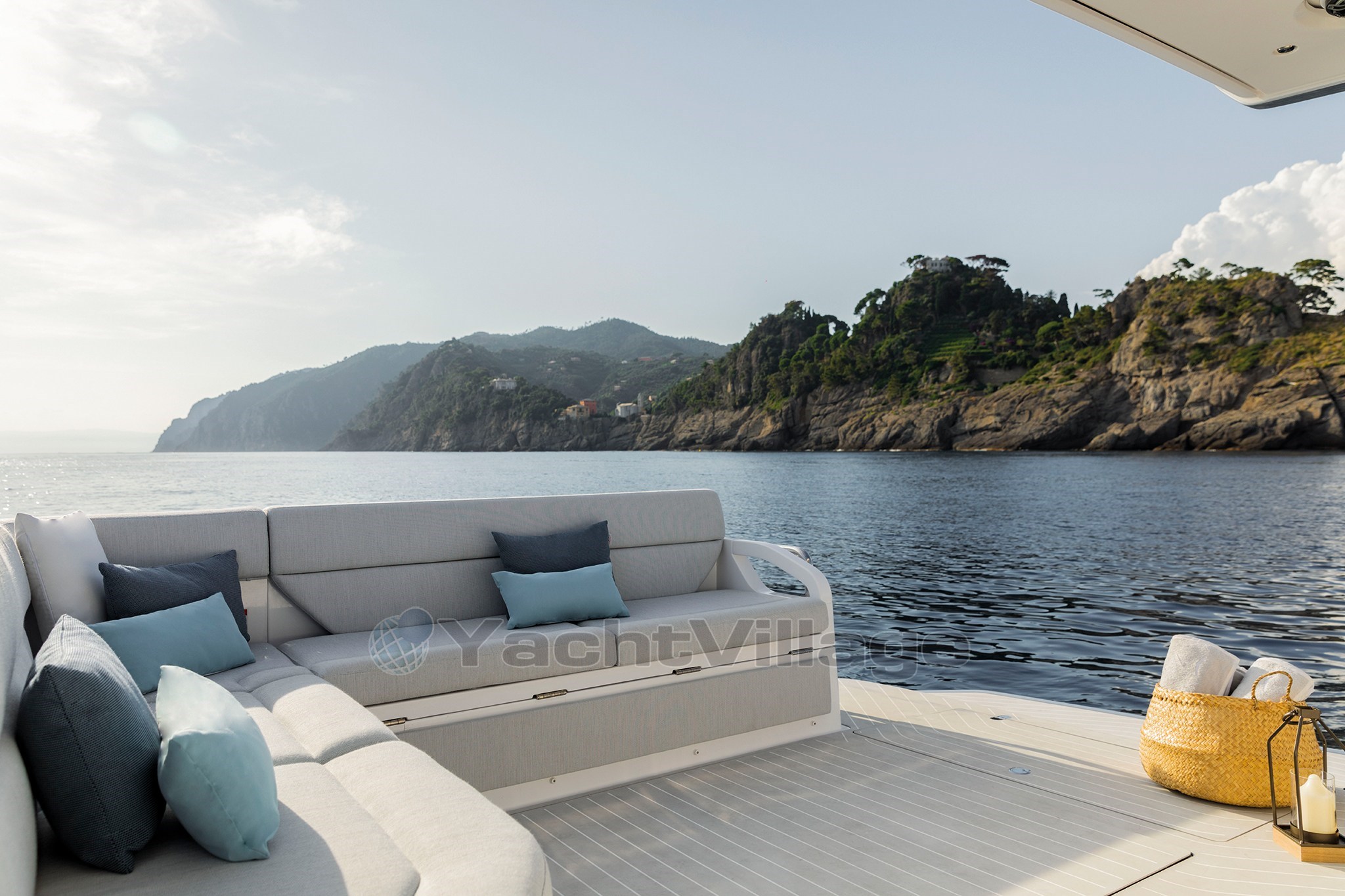 2025 Azimut, dovoz Skladom v EÚ — foto 8 z 20
