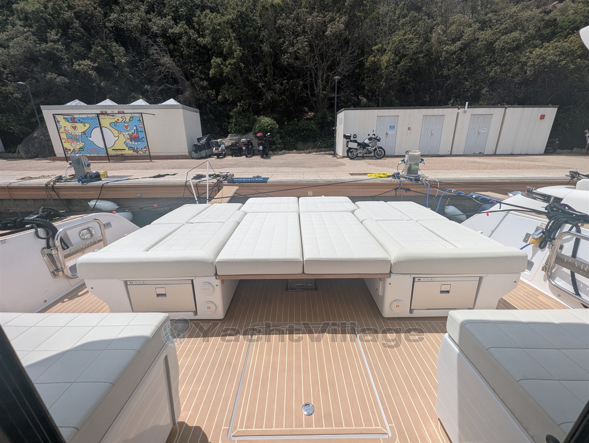 2023, dovoz Skladom v EÚ — foto 12 z 20