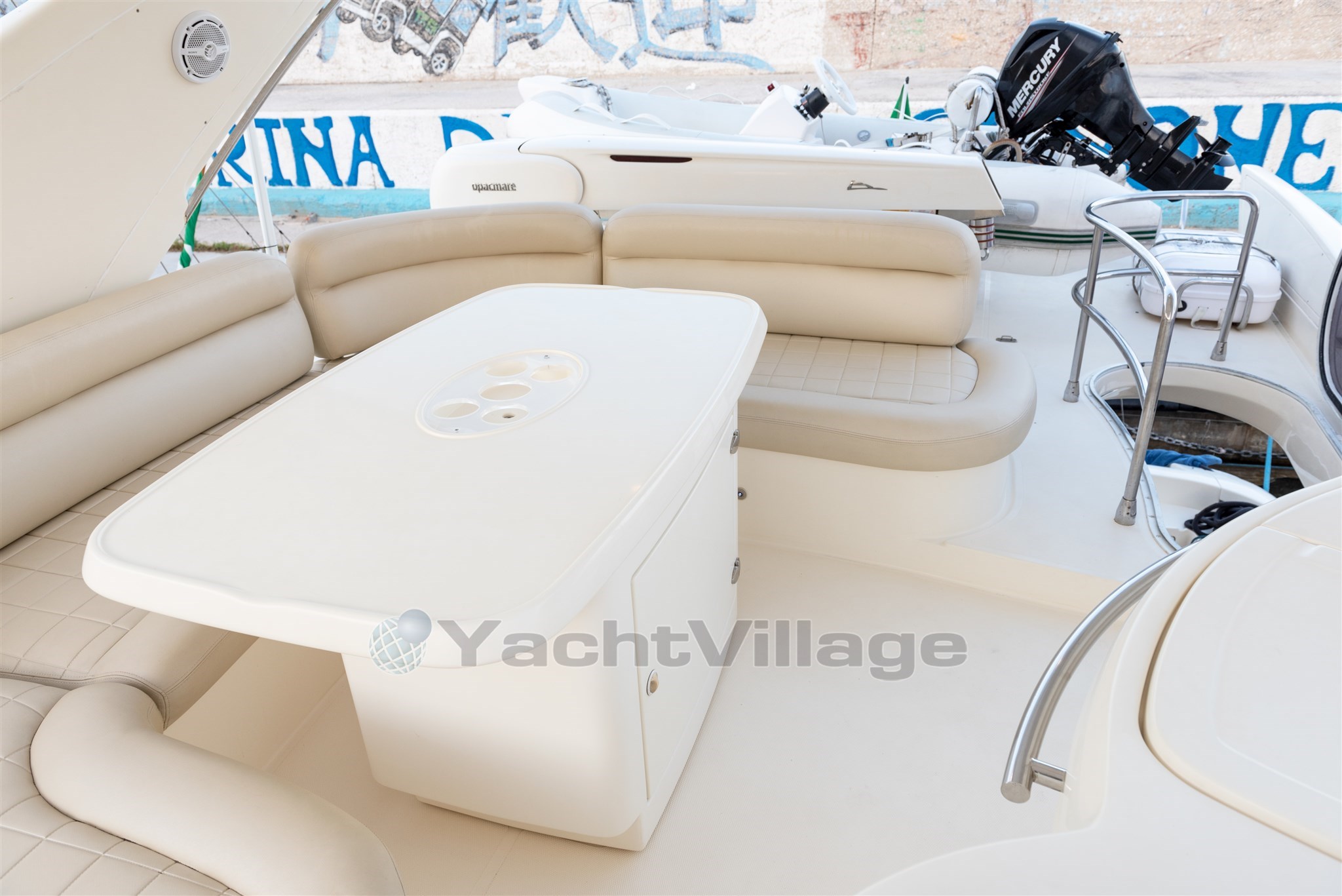 2009 Azimut, dovoz Skladom v EÚ — foto 10 z 20