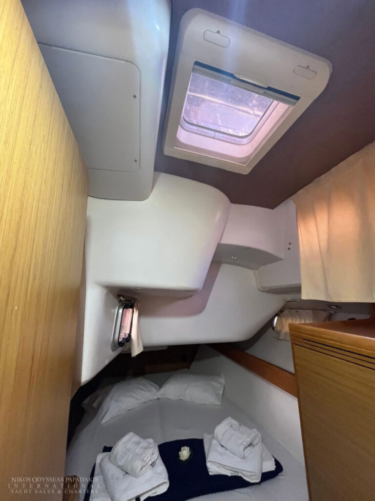 2009 Jeanneau Sun Odyssey 42i Performance, dovoz Skladom v EÚ — foto 14 z 17