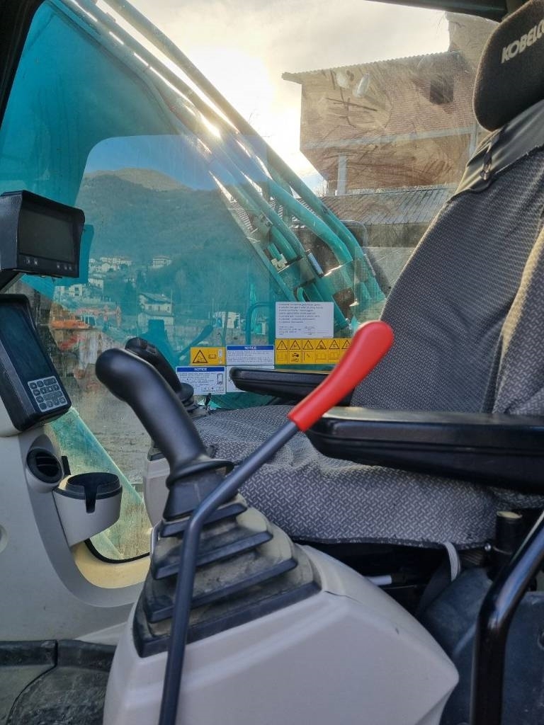 2021 Kobelco SK260NLC, 2 585 mth, dovoz Skladom v EÚ — foto 11 z 13