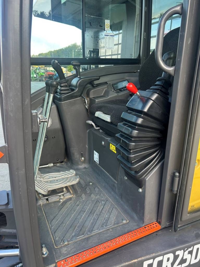 2023 Volvo ECR 25 D, 568 mth, dovoz Skladom v EÚ — foto 7 z 8