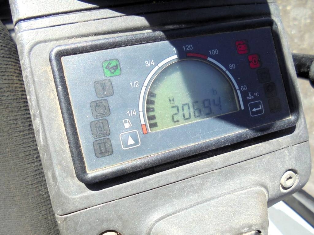 2018 Cat 301.7 D, 2 068 mth, dovoz Skladom v EÚ — foto 16 z 16