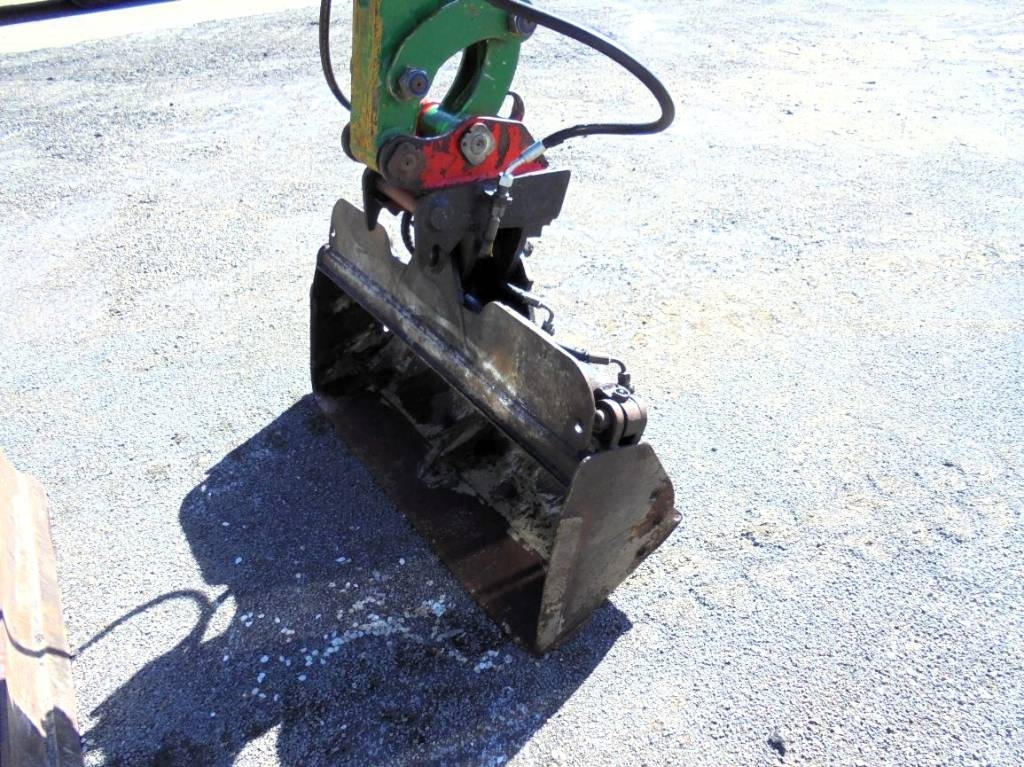 2018 Cat 301.7 D, 2 068 mth, dovoz Skladom v EÚ — foto 5 z 16