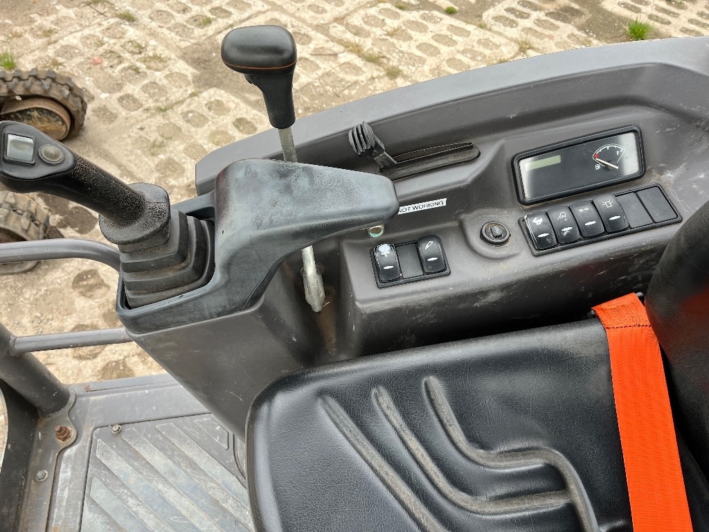 2017 Volvo EC18D, 1 480 mth, dovoz Skladom v EÚ — foto 10 z 11