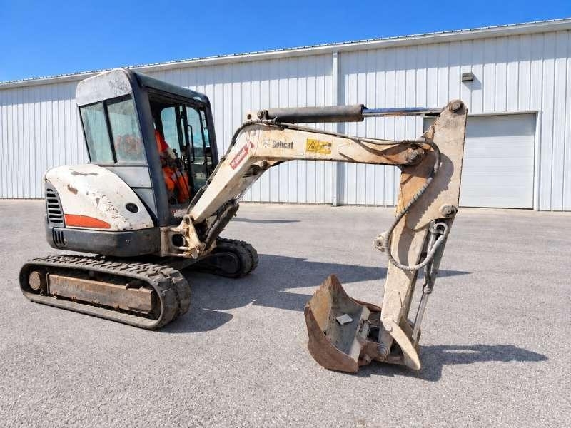 2001 Bobcat 328D, 6 700 mth, dovoz Skladom v EÚ — foto 1 z 10 2001 Bobcat 328D, 6 700 mth, dovoz Skladom v EÚ — foto 1 z 10