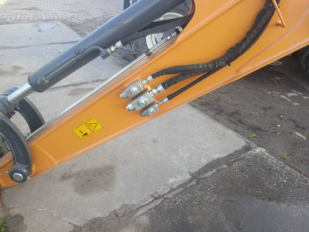 2025 Case CX 85 E, 400 mth, dovoz Skladom v EÚ — foto 9 z 11