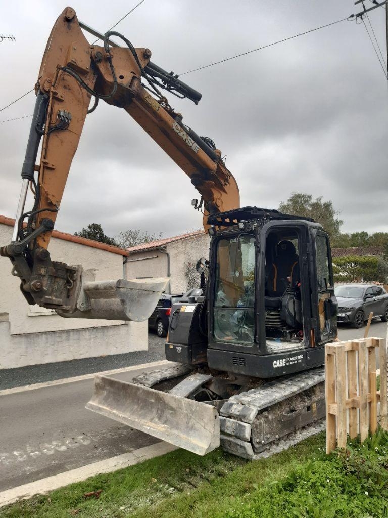 2021 Case CX 85 D SR, 2 500 mth, dovoz Skladom v EÚ — foto 3 z 7