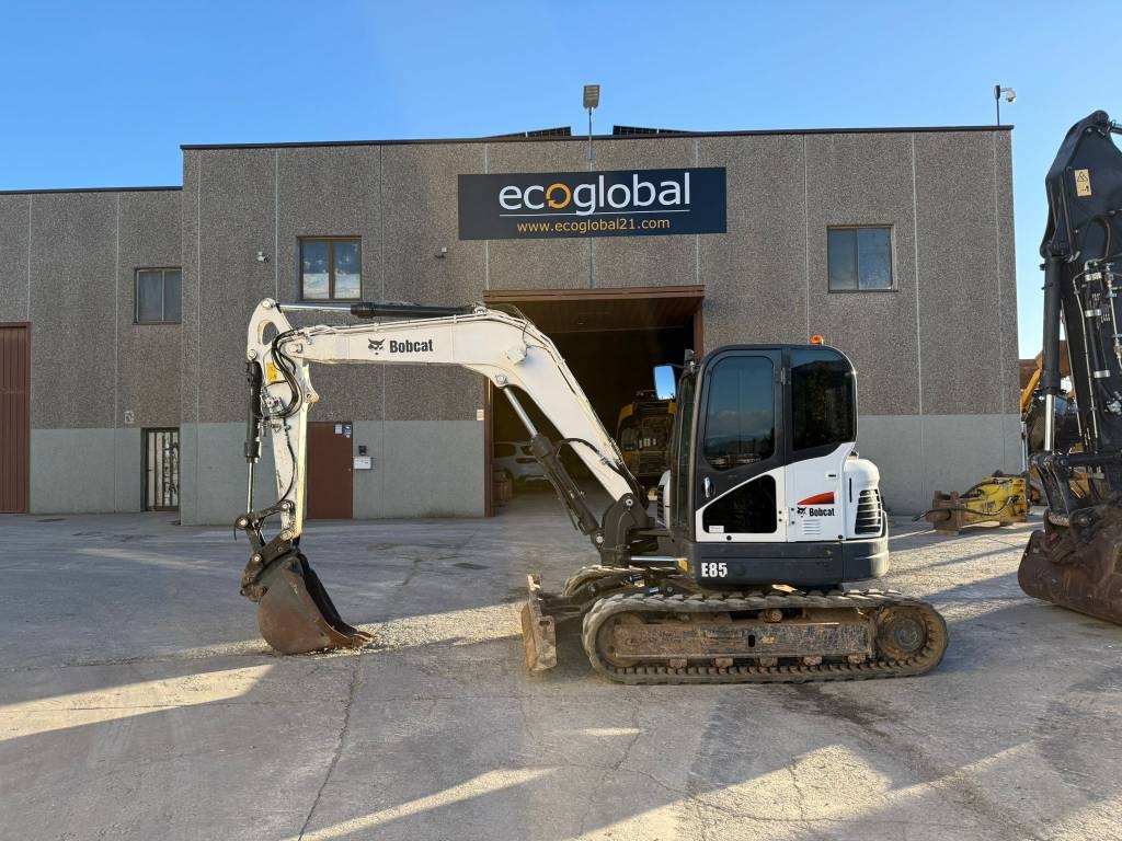 2016 Bobcat E 85, 16 500 mth, dovoz Skladom v EÚ — foto 1 | AMECAR 2016 Bobcat E 85, 16 500 mth, dovoz Skladom v EÚ — foto 1