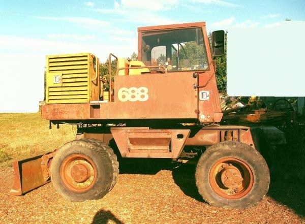 1995 Case 688 (Poclain), dovoz Skladom v EÚ — foto 1