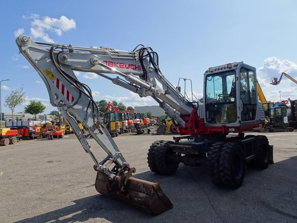 2011 Takeuchi TB175W, dovoz Skladom v EÚ — foto 1 2011 Takeuchi TB175W, dovoz Skladom v EÚ — foto 1