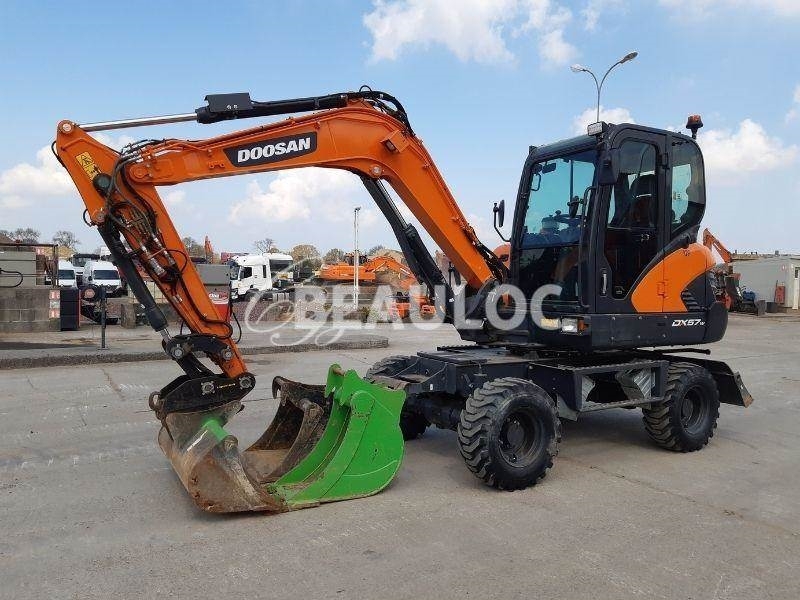 2019 Doosan DX 57 W, 1 300 mth, dovoz Skladom v EÚ — foto 1 | AMECAR 2019 Doosan DX 57 W, 1 300 mth, dovoz Skladom v EÚ — foto 1
