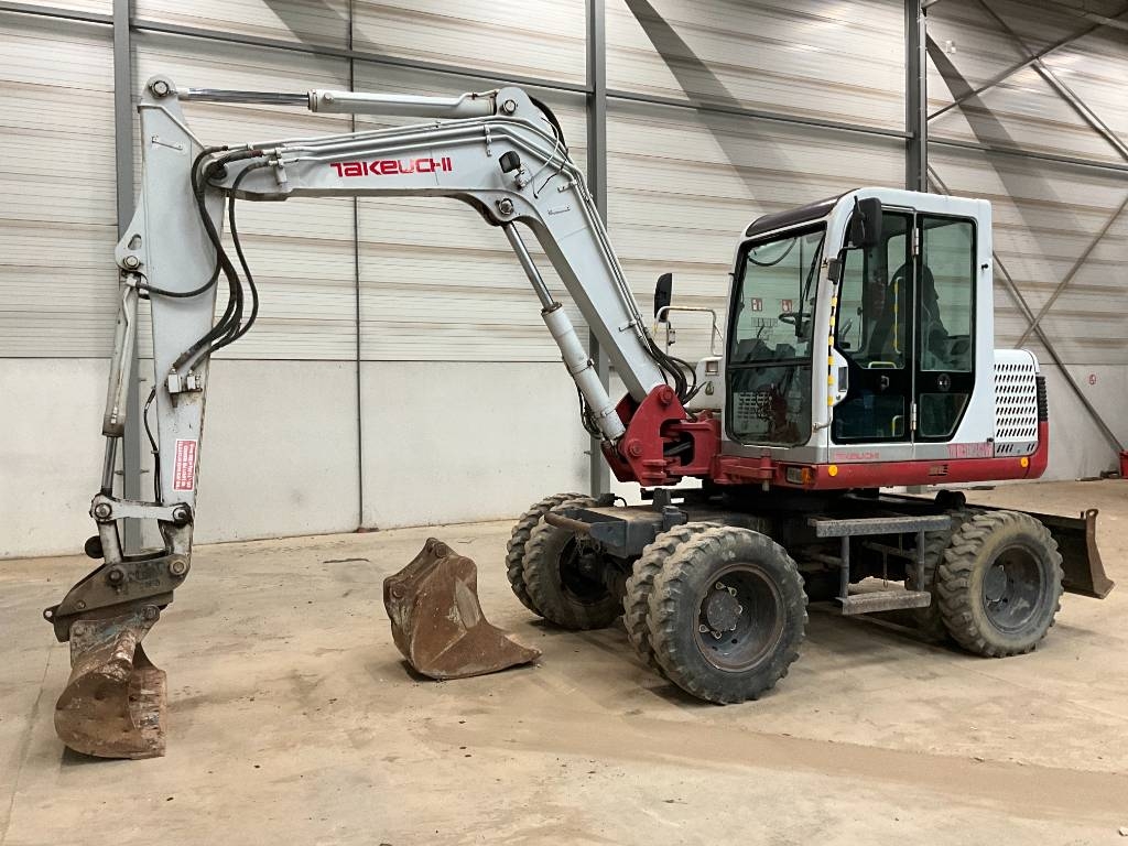2003 Takeuchi TB 175 W, 14 679 mth, dovoz Skladom v EÚ — foto 1 | AMECAR 2003 Takeuchi TB 175 W, 14 679 mth, dovoz Skladom v EÚ — foto 1