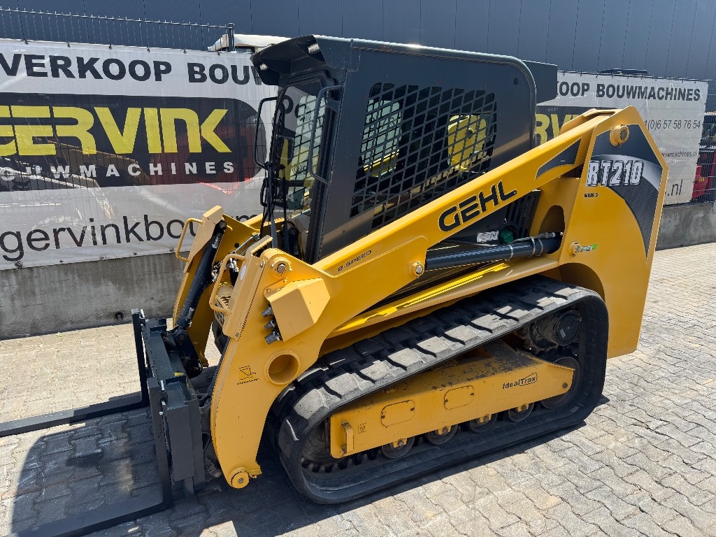 2017 Gehl RT 210, 954 mth, dovoz Skladom v EÚ — foto 1 2017 Gehl RT 210, 954 mth, dovoz Skladom v EÚ — foto 1