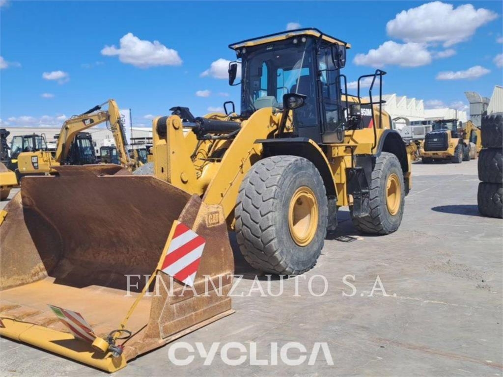 2020 Cat 950M, 6 579 mth, dovoz Skladom v EÚ — foto 1 2020 Cat 950M, 6 579 mth, dovoz Skladom v EÚ — foto 1