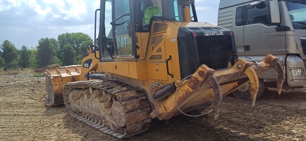 2007 Cat 963 D, 16 500 mth, dovoz Skladom v EÚ — foto 1 2007 Cat 963 D, 16 500 mth, dovoz Skladom v EÚ — foto 1