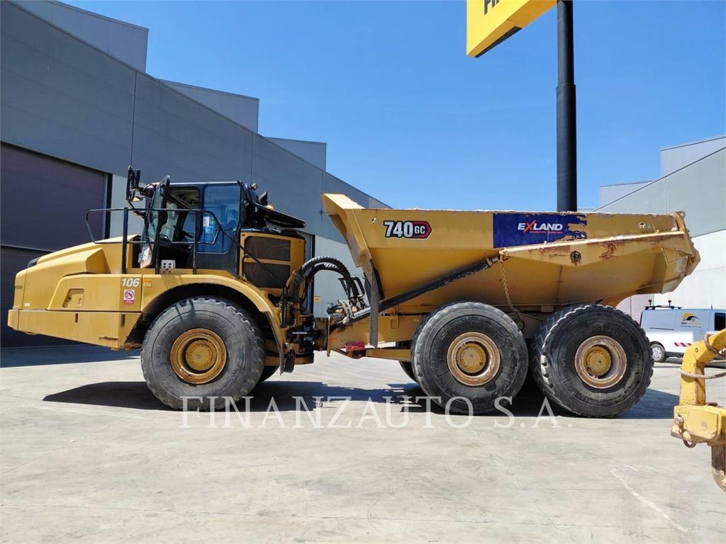 2022 Cat 740GC, 10 081 mth, dovoz Skladom v EÚ — foto 1