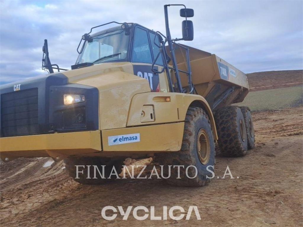 2014 Cat 740B, 17 806 mth, dovoz Skladom v EÚ — foto 1 2014 Cat 740B, 17 806 mth, dovoz Skladom v EÚ — foto 1