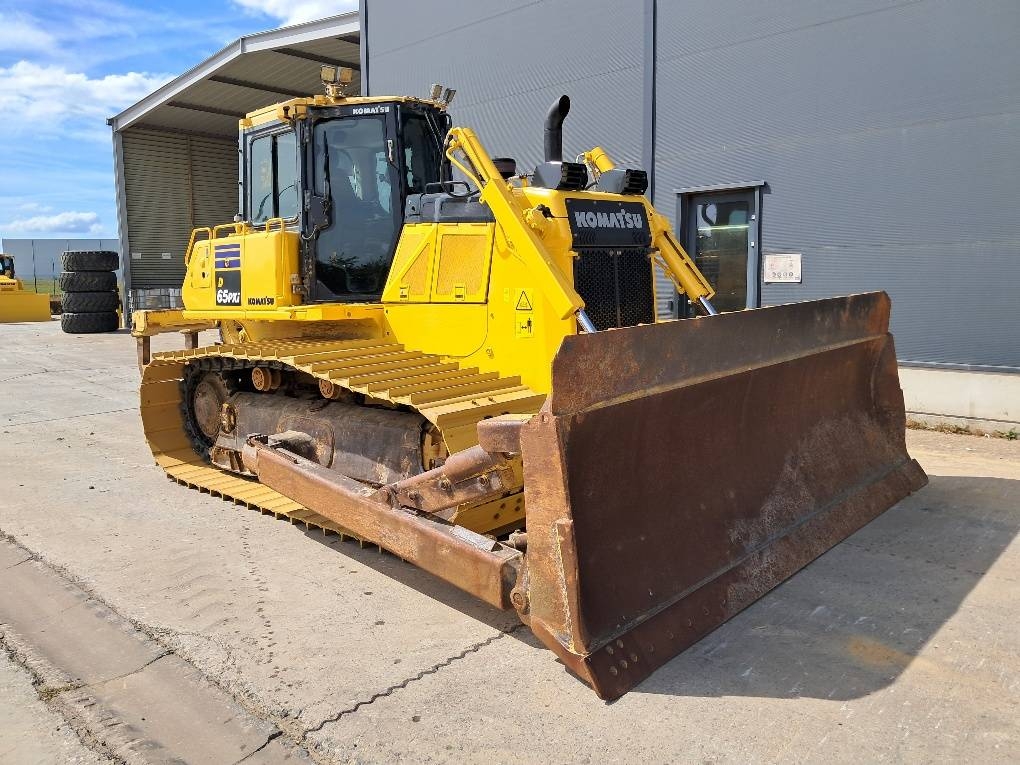 2017 Komatsu D65PXI-18, 9 740 mth, dovoz Skladom v EÚ — foto 1