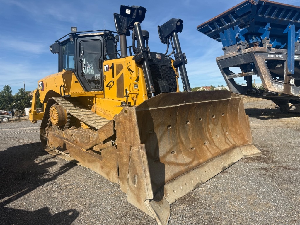 2021 Cat D 7, 14 400 mth, dovoz Skladom v EÚ — foto 1 2021 Cat D 7, 14 400 mth, dovoz Skladom v EÚ — foto 1