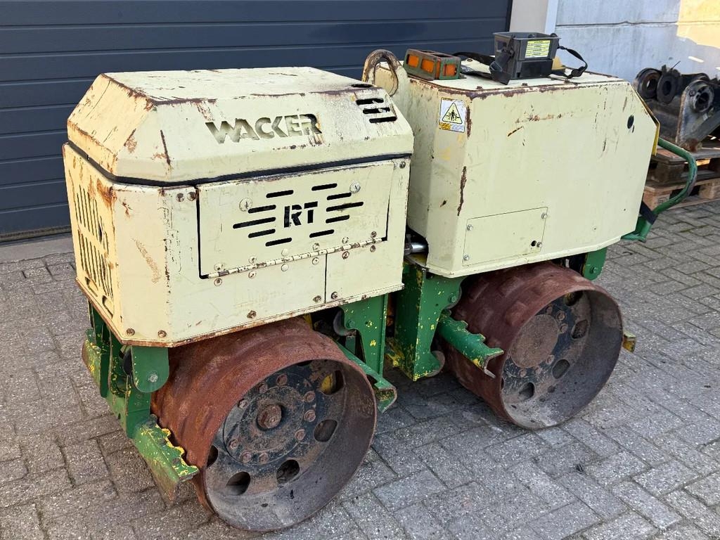 2000 Wacker RT, 935 mth, dovoz Skladom v EÚ — foto 1