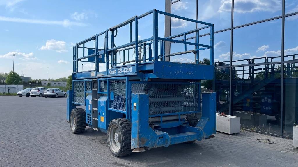 2004 Genie GS 4390 RT, 3 674 mth, dovoz Skladom v EÚ — foto 1 | AMECAR 2004 Genie GS 4390 RT, 3 674 mth, dovoz Skladom v EÚ — foto 1