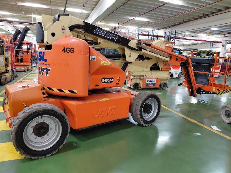 2013 JLG M450AJ, 843 mth, dovoz Skladom v EÚ — foto 1