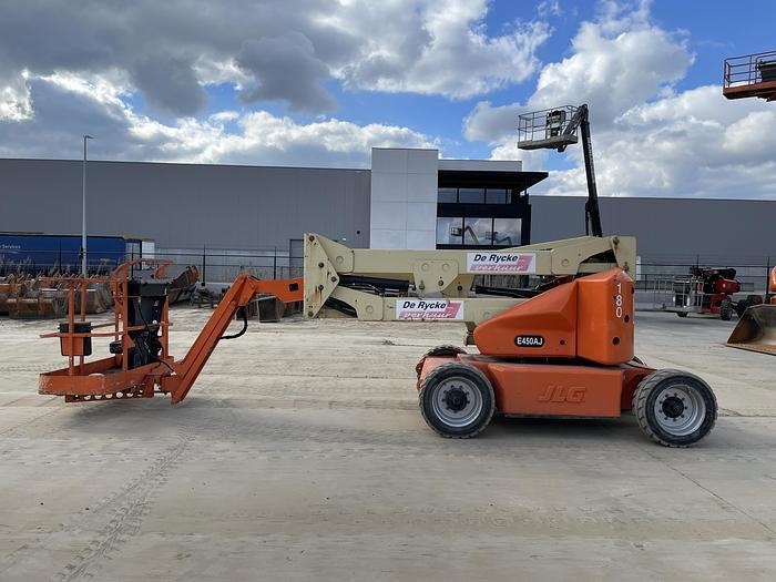2003 JLG E450AJ, 1 800 mth, dovoz Skladom v EÚ — foto 1 2003 JLG E450AJ, 1 800 mth, dovoz Skladom v EÚ — foto 1