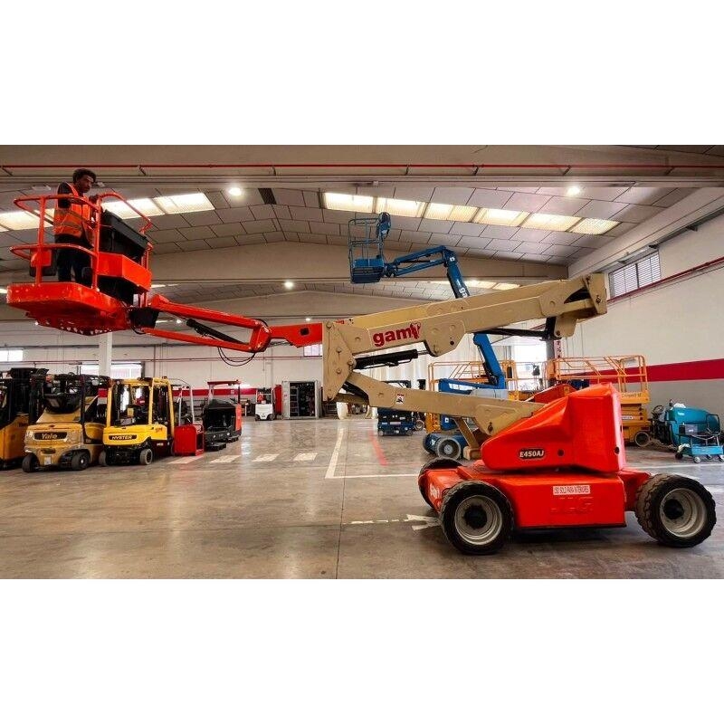 JLG E450AJ, 2 297 mth, dovoz Skladom v EÚ — foto 1 JLG E450AJ, 2 297 mth, dovoz Skladom v EÚ — foto 1