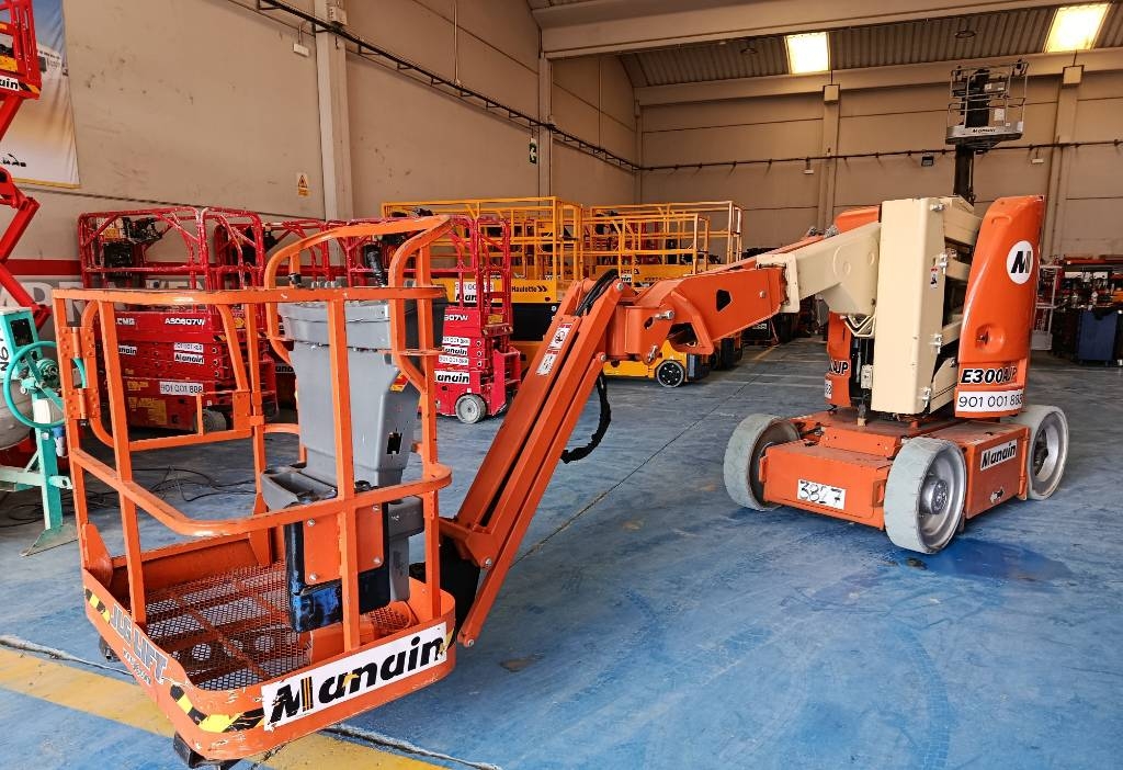 2008 JLG E 300 AJP, 1 359 mth, dovoz Skladom v EÚ — foto 1