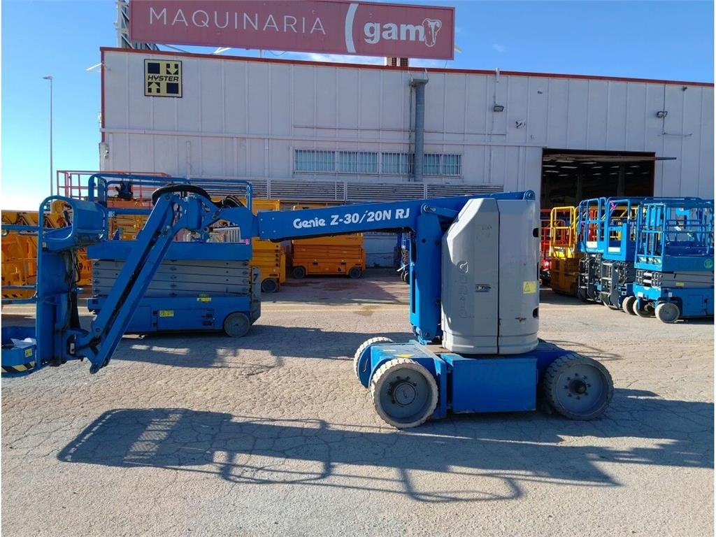 Genie Z-30, 327 mth, dovoz Skladom v EÚ — foto 1