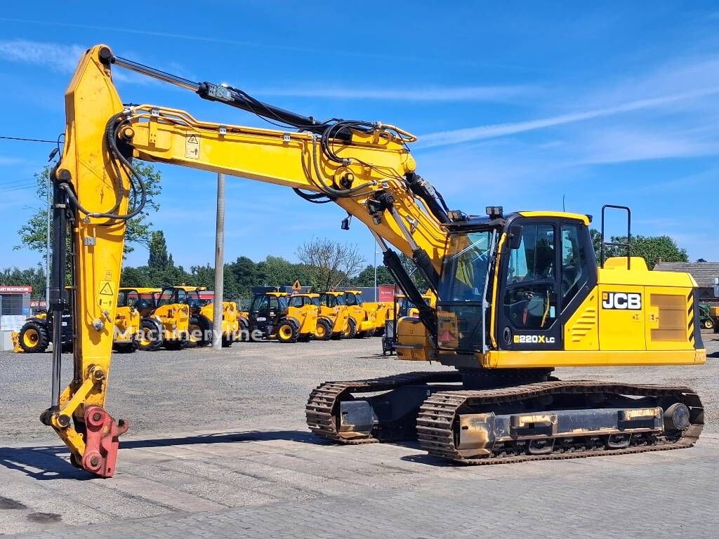 2019 JCB 220, 9 656 mth, dovoz Skladom v EÚ — foto 1