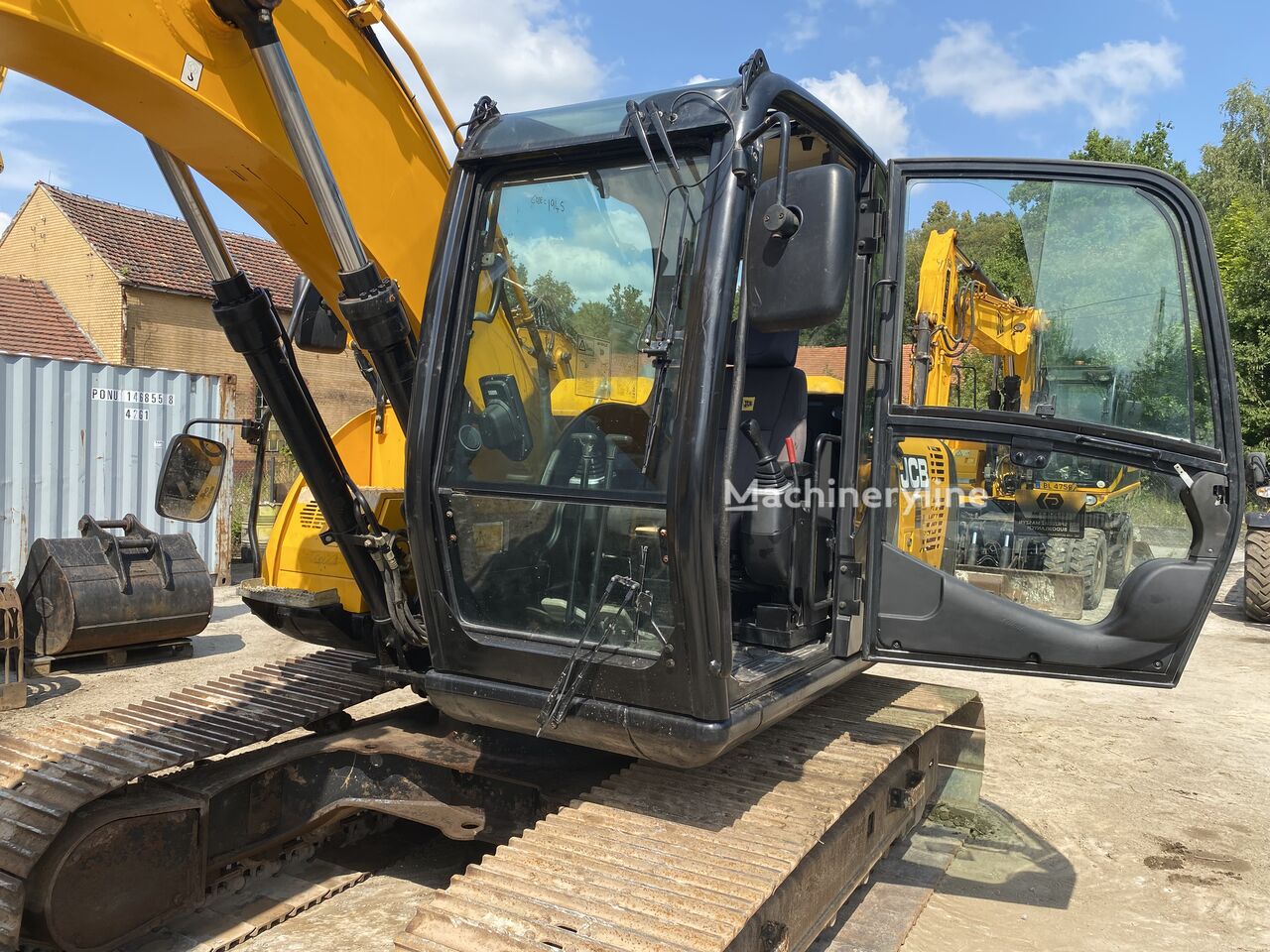 2018 JCB JS, 3 612 mth, dovoz Skladom v EÚ — foto 15 z 16