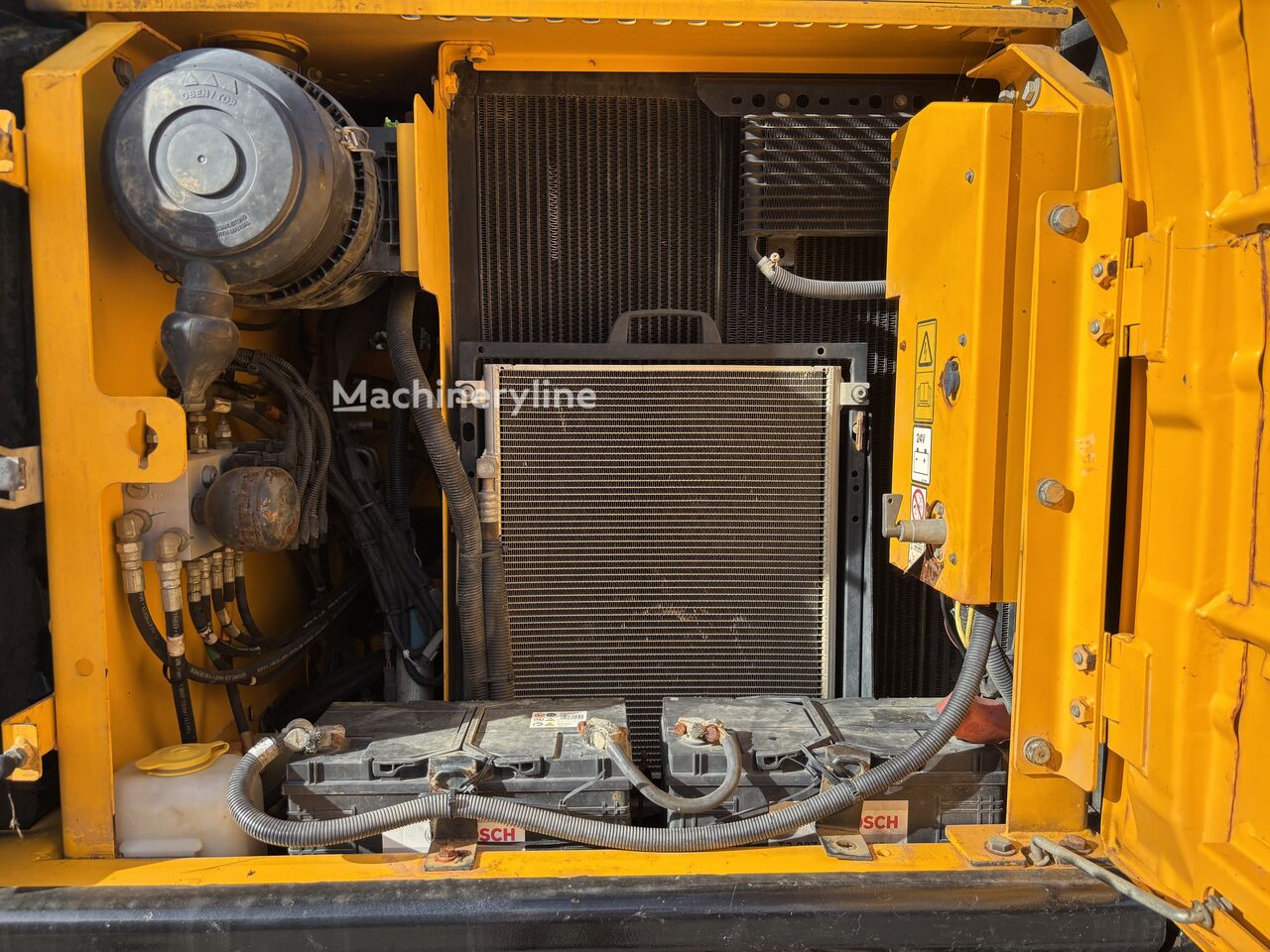 2017 JCB JS145LC, 4 673 mth, dovoz Skladom v EÚ — foto 2 z 14