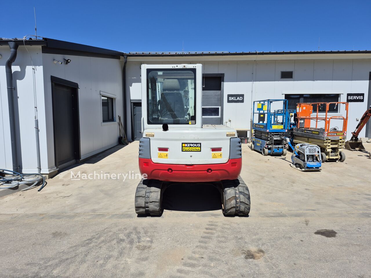 2015 Takeuchi TB250, 5 985 mth, dovoz Skladom v EÚ — foto 6 z 16