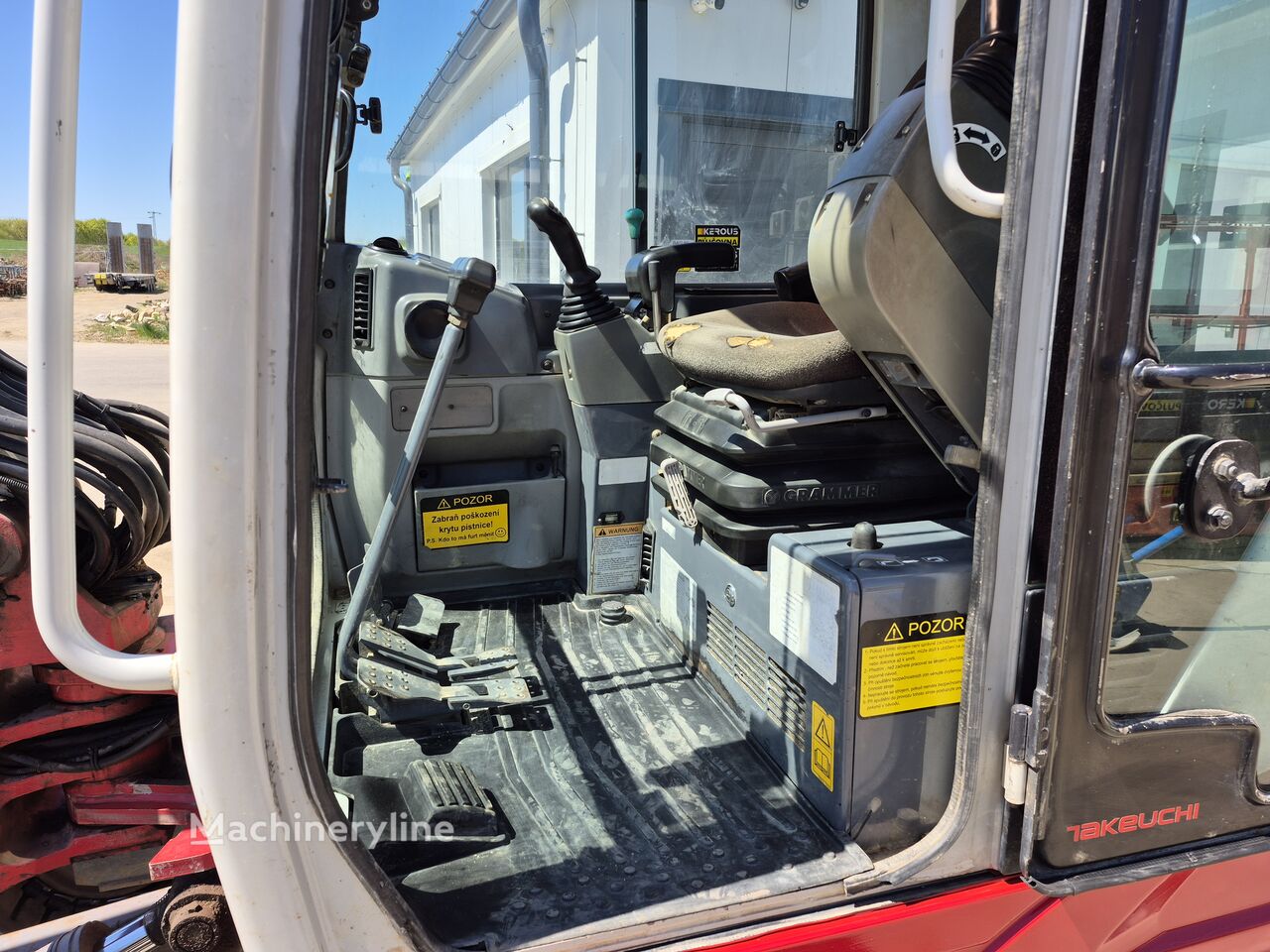 2015 Takeuchi TB250, 5 985 mth, dovoz Skladom v EÚ — foto 8 z 16