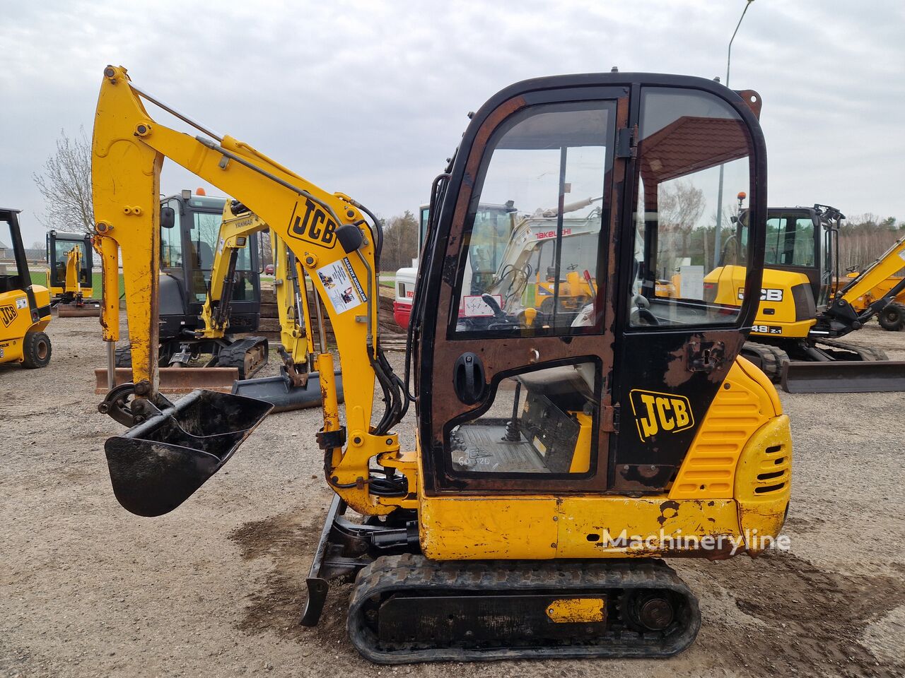 2003 JCB 8015, 3 000 mth, dovoz Skladom v EÚ — foto 1 z 14 2003 JCB 8015, 3 000 mth, dovoz Skladom v EÚ — foto 1 z 14