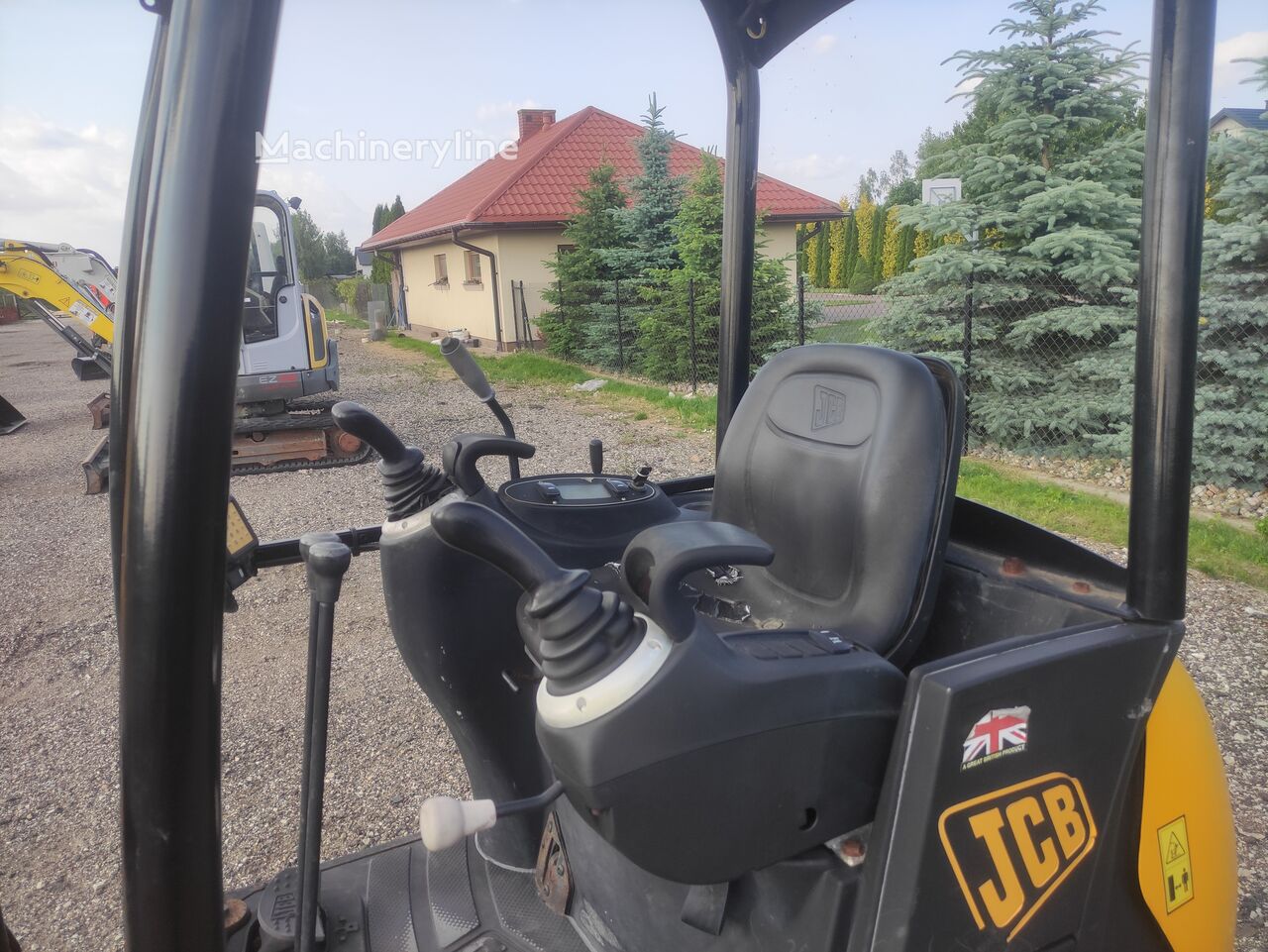 2014 JCB 8018, 3 700 mth, dovoz Skladom v EÚ — foto 10 z 11