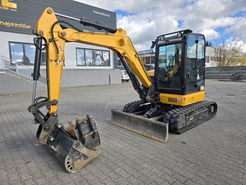 2019 JCB 48, 1 858 mth, dovoz Skladom v EÚ — foto 2 z 9